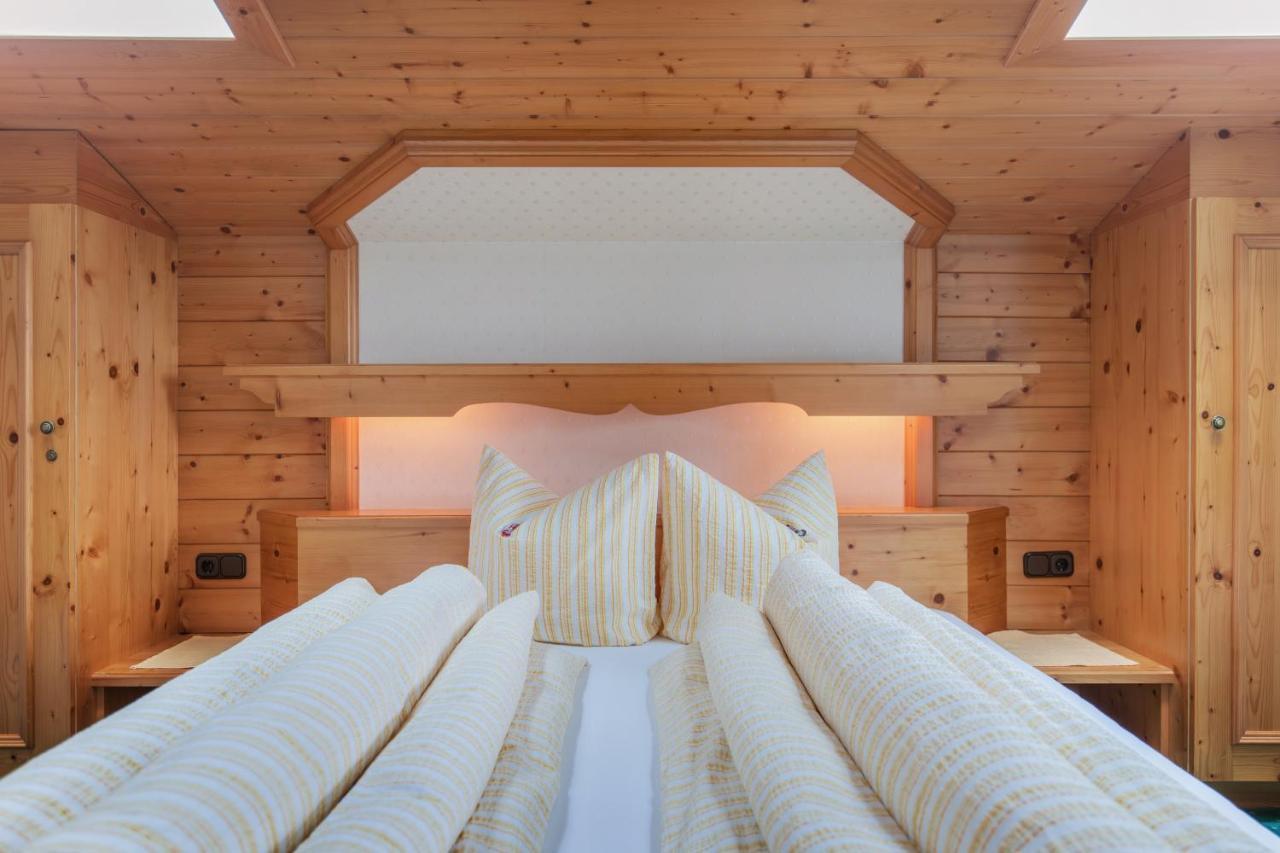 Апартаменти Haus Rosmarie Нойштіфт-ім-Штубайталь Екстер'єр фото